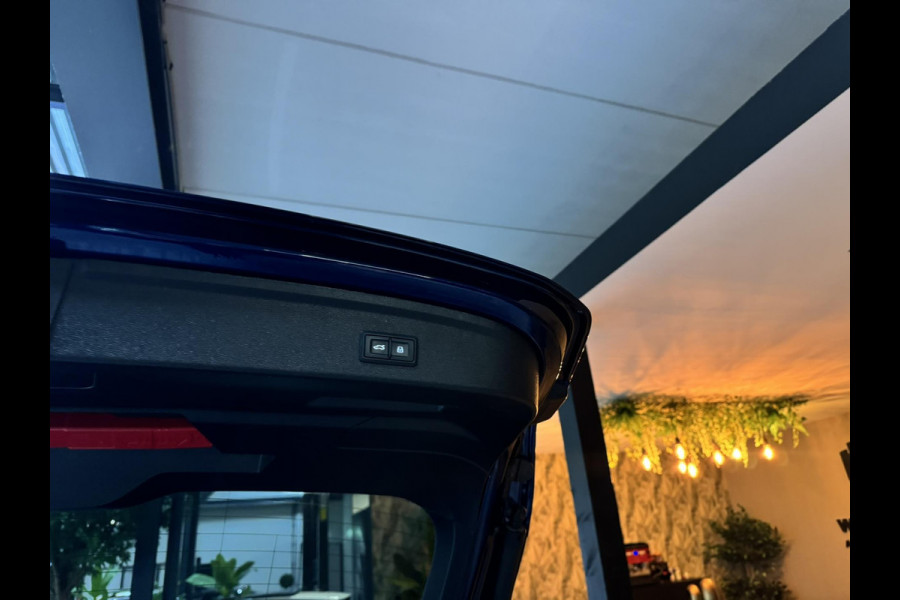 Audi A3 Sportback 35 TFSI S edition Garantie Carplay StoelVW Elek Stoelen Elek Achterklep ACC Navi Clima Led Dab Rijklaar