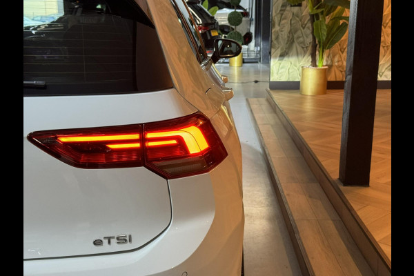 Volkswagen Golf 1.5 eTSI Style Garantie Pano Memory Massage Sfeer Carplay Camera Blindspot ACC Navi Clima IQ.Led IQ.Drive Rijklaar