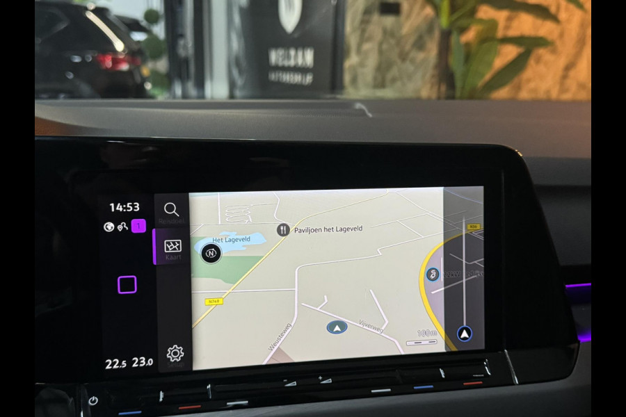 Volkswagen Golf 1.5 eTSI Style Garantie Pano Memory Massage Sfeer Carplay Camera Blindspot ACC Navi Clima IQ.Led IQ.Drive Rijklaar