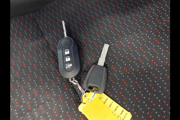 Citroën Jumper L2H2 120pk Navigatie Camera Airco Cruise control Trekhaak Sidebars 3-zits Euro6