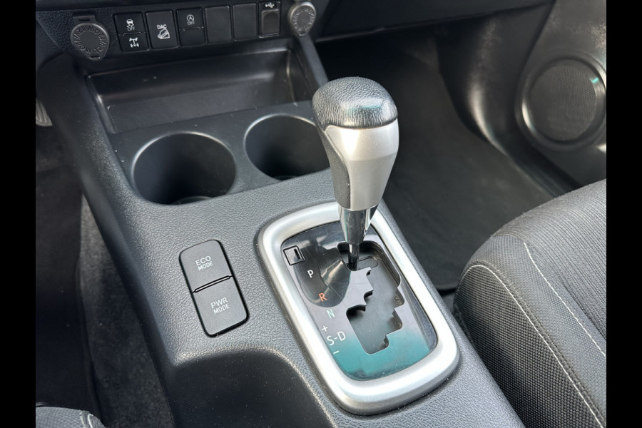 Toyota Hilux 2.4 D-4D AUTOMAAT / 4x4 / 1e EIG. / 3.500 KG AHG / CAMERA / TREKHAAK / ECC / CRUISE / CARPLAY