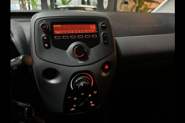 Peugeot 108 1.0 e-VTi Active Garantie NAP Led Dab Airco Elek Ramen Rijklaar