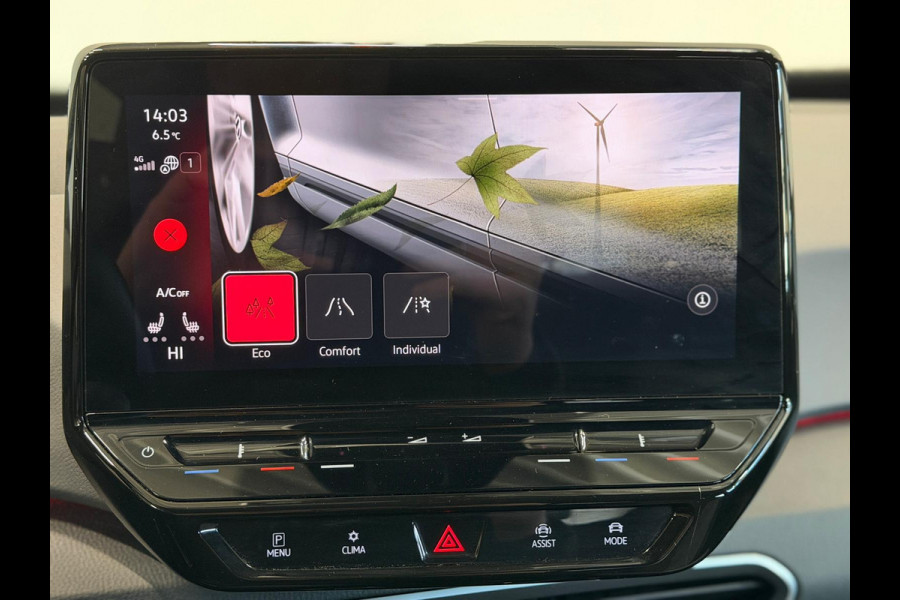 Volkswagen ID.3 Life 58 kWh Navigatie Apple Carplay/Android Auto Parkeersensoren achter Adaptive Cruise Control Stoel- en stuurverwarming Full Led Climate Control