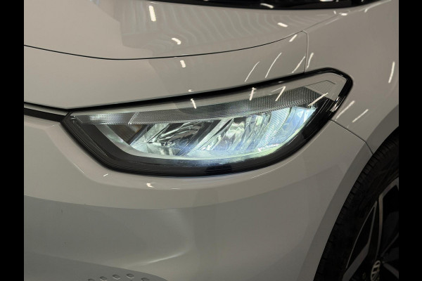 Volkswagen ID.3 Life 58 kWh Navigatie Apple Carplay/Android Auto Parkeersensoren achter Adaptive Cruise Control Stoel- en stuurverwarming Full Led Climate Control