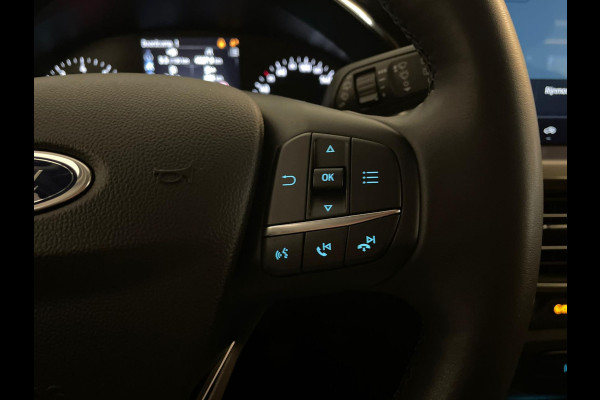 Ford Focus 1.0 EcoBoost Hybrid Titanium AIRCO NAVI CRUISE ELEK RAMEN CENT VERG VELGEN KEYLESS PRIVACYGLAS NIEUWSTAAT