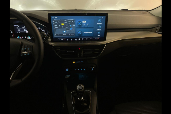 Ford Focus 1.0 EcoBoost Hybrid Titanium AIRCO NAVI CRUISE ELEK RAMEN CENT VERG VELGEN KEYLESS PRIVACYGLAS NIEUWSTAAT