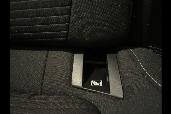 Ford Focus 1.0 EcoBoost Hybrid Titanium AIRCO NAVI CRUISE ELEK RAMEN CENT VERG VELGEN KEYLESS PRIVACYGLAS NIEUWSTAAT