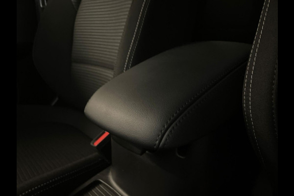 Ford Focus 1.0 EcoBoost Hybrid Titanium AIRCO NAVI CRUISE ELEK RAMEN CENT VERG VELGEN KEYLESS PRIVACYGLAS NIEUWSTAAT