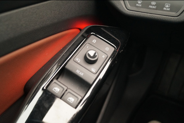 Volkswagen ID.4 First 77kWh -SOH89%-CAM-NAVI-ECC-PDC-