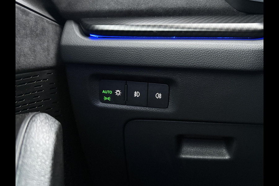 Škoda Octavia Combi 1.4 TSI RS iV PHEV Business | 245pk | Stoel- & Stuurverwarming | Achteruitrijcamera