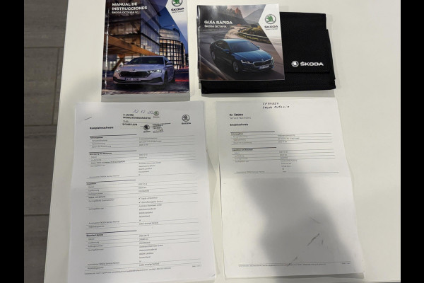 Škoda Octavia Combi 1.4 TSI RS iV PHEV Business | 245pk | Stoel- & Stuurverwarming | Achteruitrijcamera