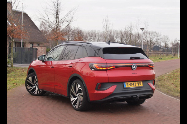 Volkswagen ID.4 GTX 4Motion 77 kWh | SOH 90% | 300PK | Sfeerverlichting | Trekhaak | Apple Carplay | NL-Auto |