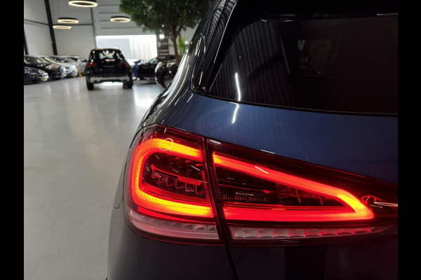 Mercedes-Benz A-Klasse 200 AMG Line Edition Garantie Pano Ambient Night Camera StoelVW Carplay Cruise Clima Navi PDC Led Rijklaar