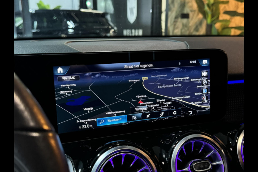 Mercedes-Benz Glb 200 Business Solution Garantie Camera Ambient Carplay StoelVW Cruise Clima Navi PDC Led Dab Rijklaar
