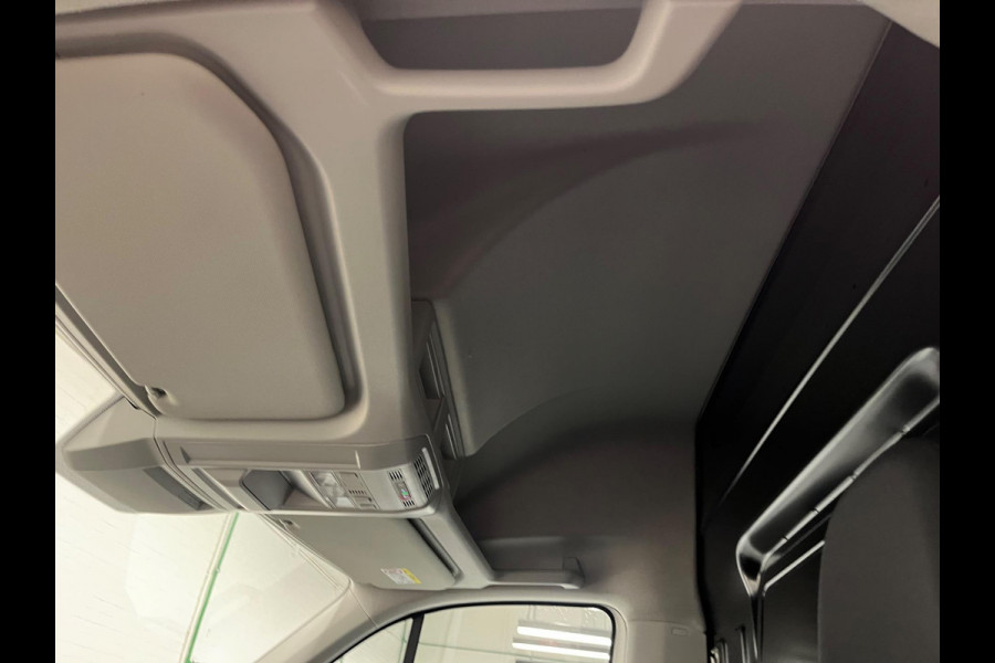 Volkswagen Crafter Automaat DSG Servicewagen 35 2.0 TDI 140pk L3H3 Highline Airco CruiseControl Navigatie Sortimo RIJKLAARPRIJS