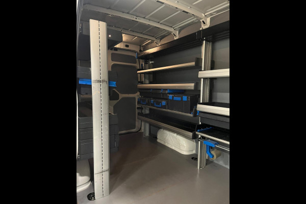 Volkswagen Crafter Automaat DSG Servicewagen 35 2.0 TDI 140pk L3H3 Highline Airco CruiseControl Navigatie Sortimo RIJKLAARPRIJS