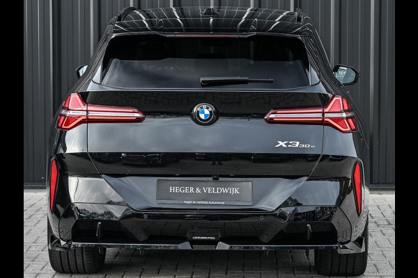 BMW X3 30e xDrive 300pk M-Sport | Panorama dak | Sport stoelen | Driving Assistant Plus | Dab+ | Harman/Kardon | Adaptive Led | Head-Up | 360 Camera | Comfort Access | Ambiance Interieur  | Iconic Glow