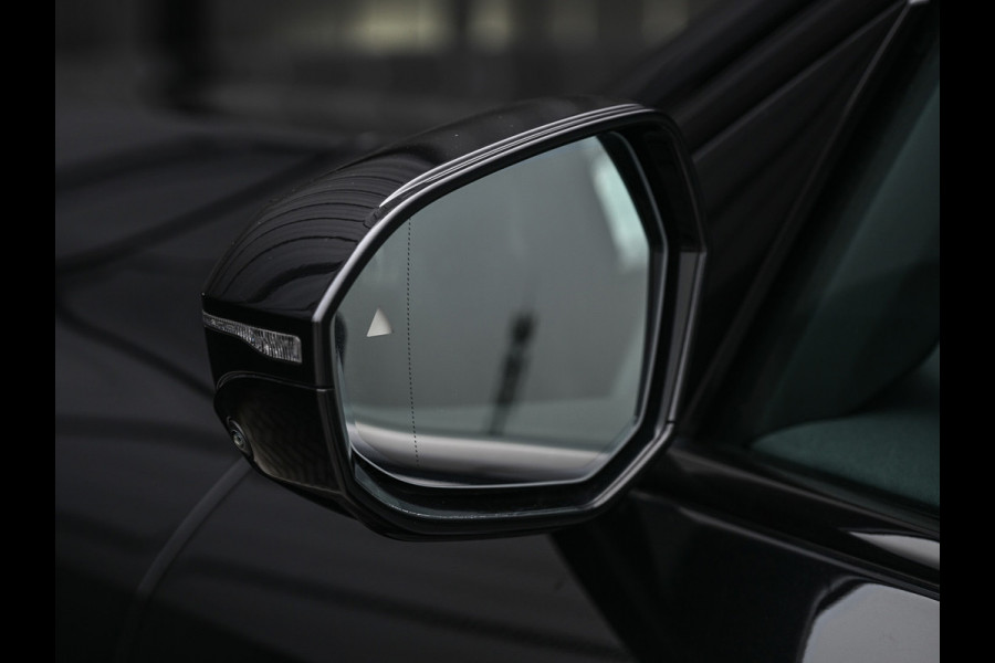 BMW X3 30e xDrive 300pk M-Sport | Panorama dak | Sport stoelen | Driving Assistant Plus | Dab+ | Harman/Kardon | Adaptive Led | Head-Up | 360 Camera | Comfort Access | Ambiance Interieur  | Iconic Glow