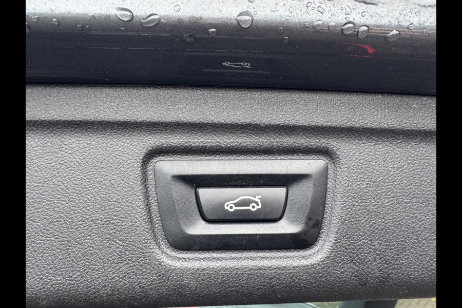 BMW 3 Serie Touring 320i Executive Edition | Panoramadak | DAB | Carplay | Navigatie | Elektrische Achterklep |