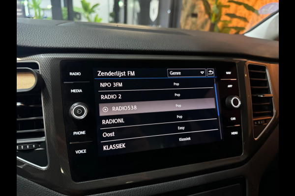 Volkswagen Golf Sportsvan 1.0 TSI Highline Garantie CarPlay Camera Adoptieve Cruise Front Ass Lane PDC Clima Navi Led Rijklaar