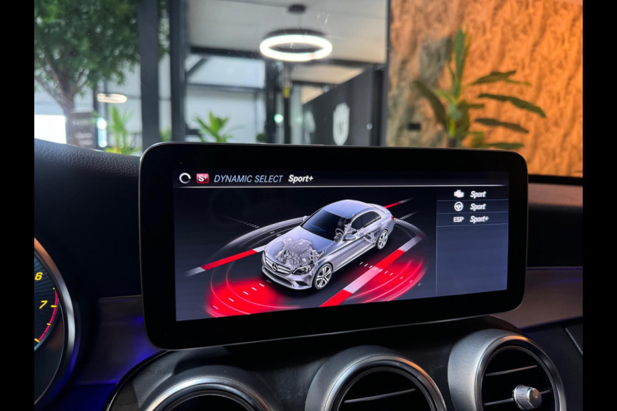 Mercedes-Benz C-Klasse 200 Business Solution AMG Garantie NAP Pano Camera PDC Cruise Digitale Cockpit Sfeer Clima Navi Rijklaar