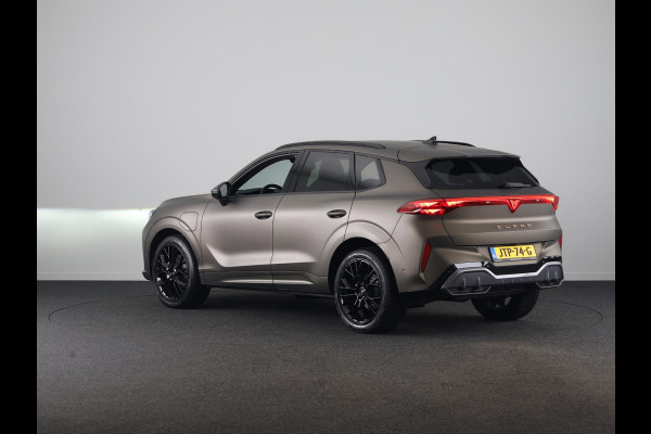 CUPRA Terramar 1.5 TSI e-Hybrid Business 204PK | Trekhaak | Matte Lak | Sennheiser | Elektrisch Verstelbare Voorstoelen | 360 Camera |