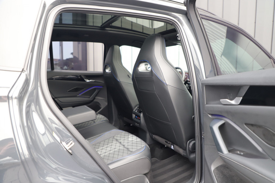 Volkswagen Tiguan 1.5 eHybrid R-Line Edition | 272PK | Massage | Adapt. onderstel | Pano | Sfeerverlichting | Keyless-go | Dynamic-light | NL-Auto