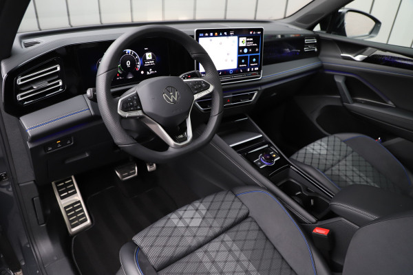 Volkswagen Tiguan 1.5 eHybrid R-Line Edition | 272PK | Massage | Adapt. onderstel | Pano | Sfeerverlichting | Keyless-go | Dynamic-light | NL-Auto
