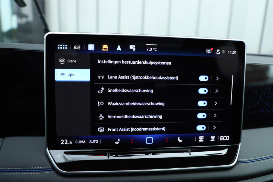 Volkswagen Tiguan 1.5 eHybrid R-Line Edition | 272PK | Massage | Adapt. onderstel | Pano | Sfeerverlichting | Keyless-go | Dynamic-light | NL-Auto