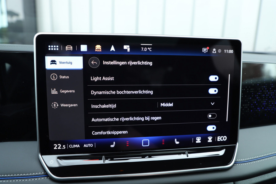 Volkswagen Tiguan 1.5 eHybrid R-Line Edition | 272PK | Massage | Adapt. onderstel | Pano | Sfeerverlichting | Keyless-go | Dynamic-light | NL-Auto