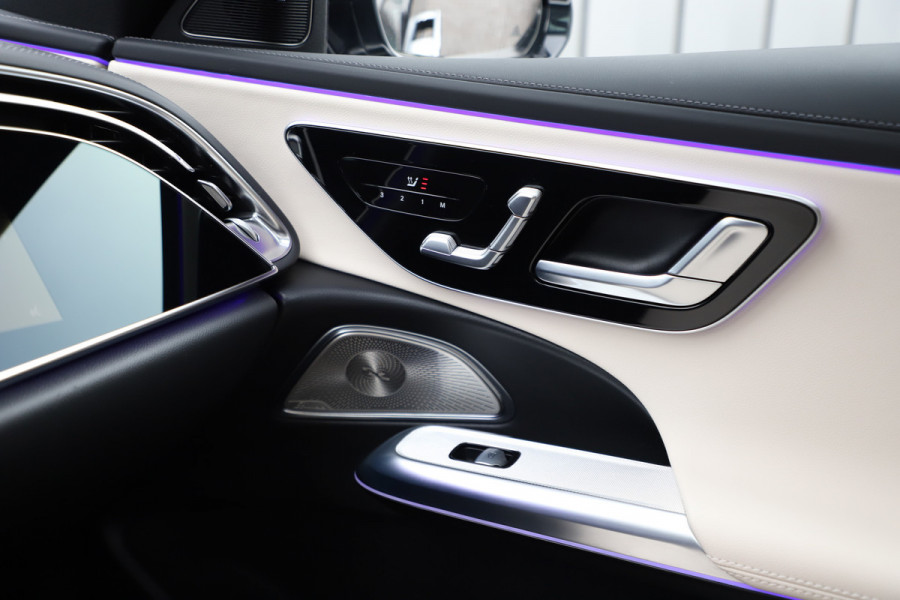 Mercedes-Benz E-Klasse Estate 300e AMG | 313PK | Head-up | Hyperscreen | Burmester 4D | Sfeerverlichting | Keyless-go | Distronic+ | Trekhaak | 2024.