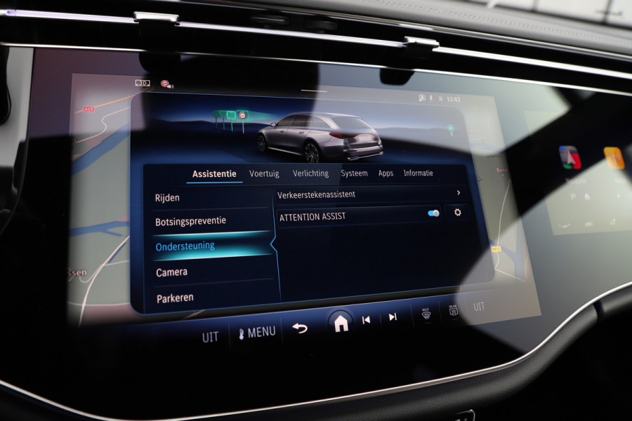 Mercedes-Benz E-Klasse Estate 300e AMG | 313PK | Head-up | Hyperscreen | Burmester 4D | Sfeerverlichting | Keyless-go | Distronic+ | Trekhaak | 2024.