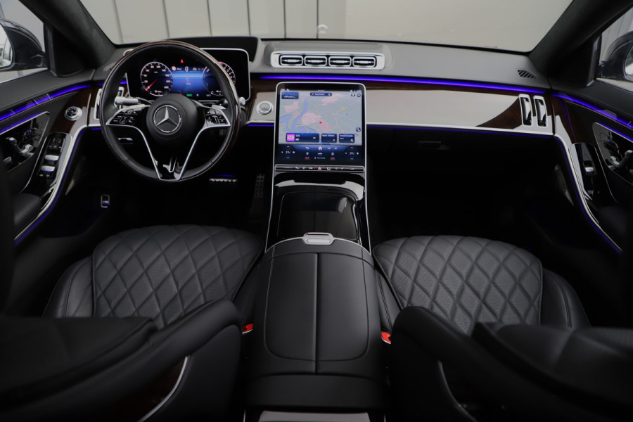 Mercedes-Benz S-Klasse 450e AMG | 408PK | Head-up | Entertainment | Luchtvering | Achterasbesturing | Massage | Digital-light | Keyless-go | 2024.