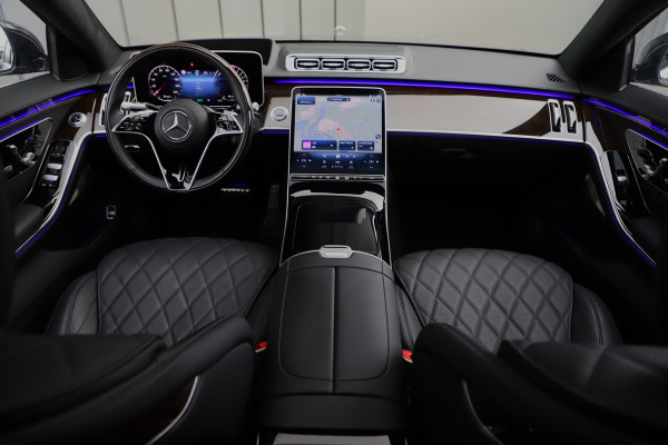 Mercedes-Benz S-Klasse 450e AMG | 408PK | Head-up | Entertainment | Luchtvering | Achterasbesturing | Massage | Digital-light | Keyless-go | 2024.