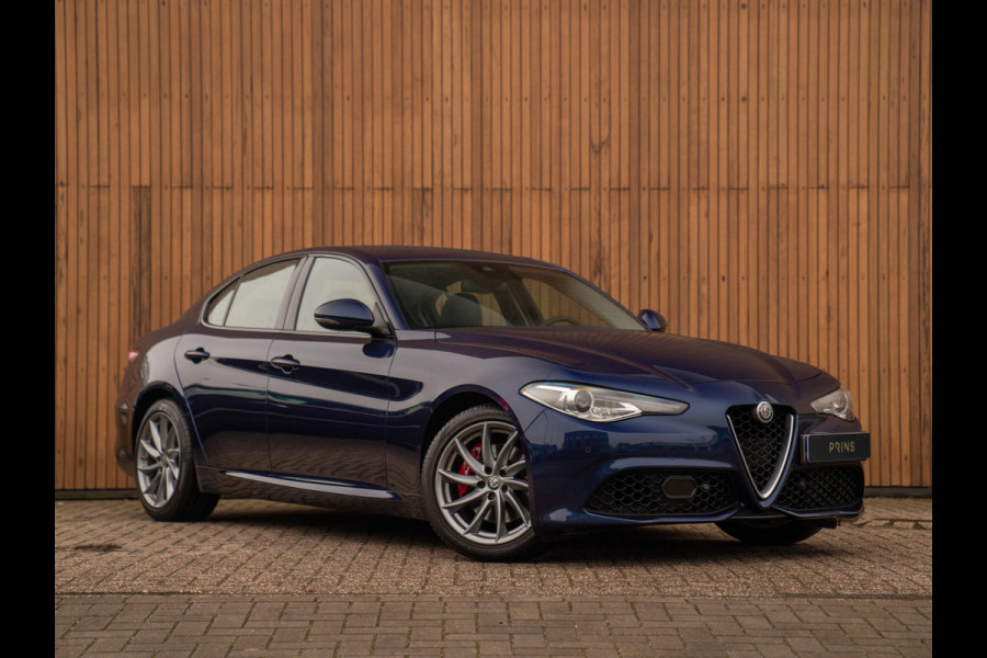 Alfa Romeo Giulia 2.0T Super | Veloce stoelen | Harman/Kardon | Veloce bumper | CarPlay