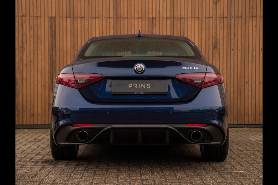 Alfa Romeo Giulia 2.0T Super | Veloce stoelen | Harman/Kardon | Veloce bumper | CarPlay