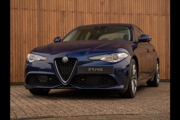 Alfa Romeo Giulia 2.0T Super | Veloce stoelen | Harman/Kardon | Veloce bumper | CarPlay