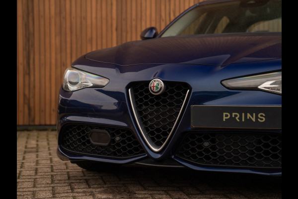Alfa Romeo Giulia 2.0T Super | Veloce stoelen | Harman/Kardon | Veloce bumper | CarPlay