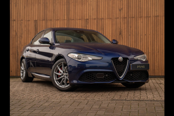 Alfa Romeo Giulia 2.0T Super | Veloce stoelen | Harman/Kardon | Veloce bumper | CarPlay
