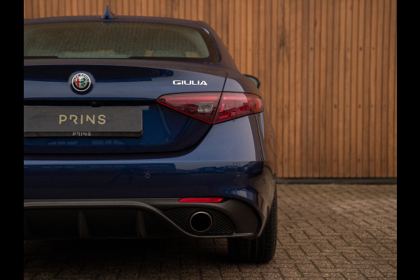 Alfa Romeo Giulia 2.0T Super | Veloce stoelen | Harman/Kardon | Veloce bumper | CarPlay