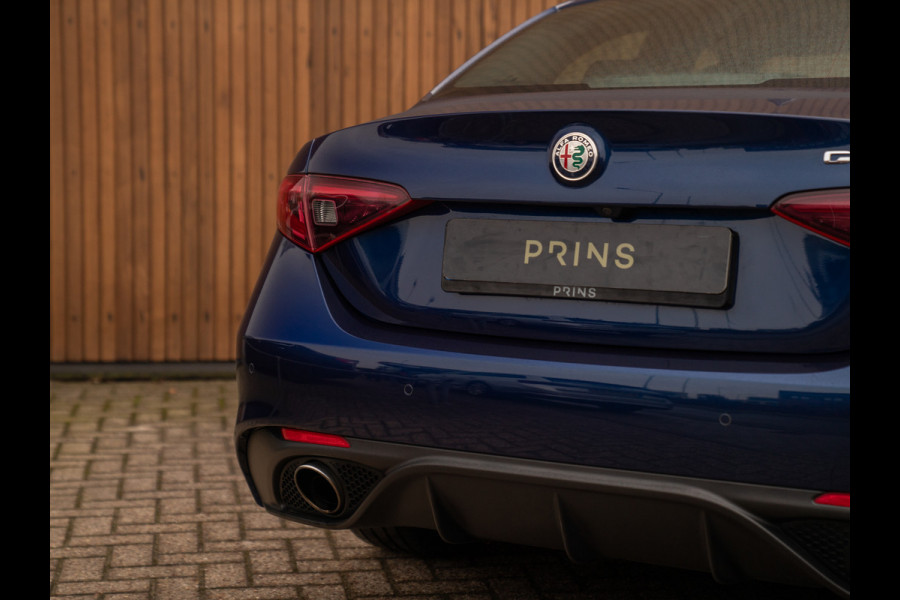 Alfa Romeo Giulia 2.0T Super | Veloce stoelen | Harman/Kardon | Veloce bumper | CarPlay