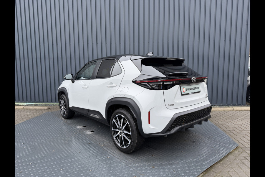 Toyota Yaris Cross 1.5 Hybrid GR Sport / Bi tone | Pano dak | JBL | Elektrische achterklep | Rijklaar!!!