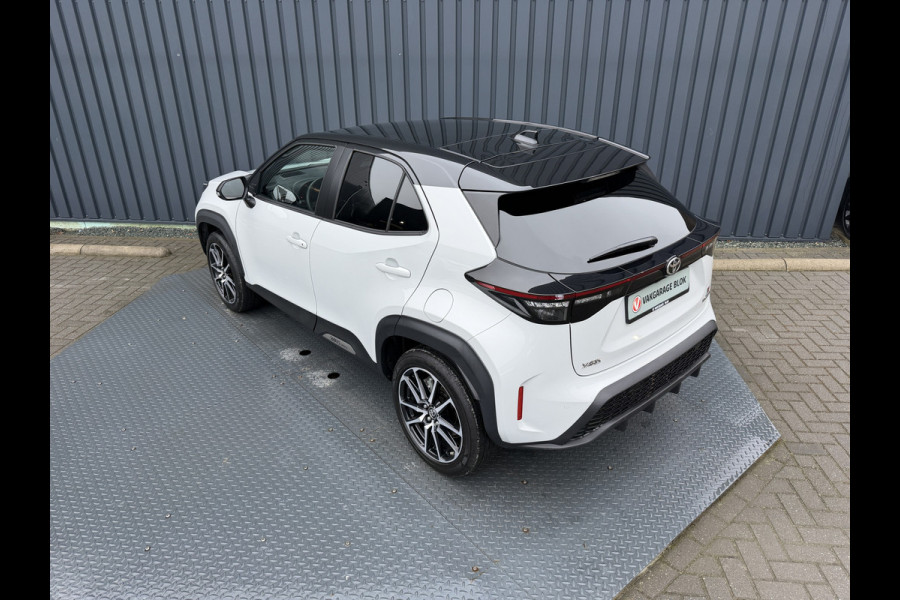 Toyota Yaris Cross 1.5 Hybrid GR Sport / Bi tone | Pano dak | JBL | Elektrische achterklep | Rijklaar!!!