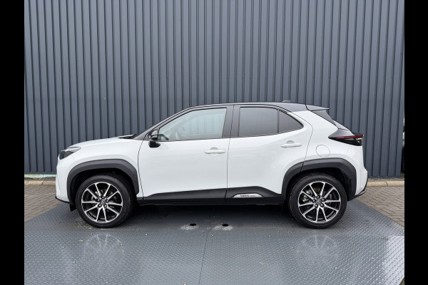 Toyota Yaris Cross 1.5 Hybrid GR Sport / Bi tone | Pano dak | JBL | Elektrische achterklep | Rijklaar!!!