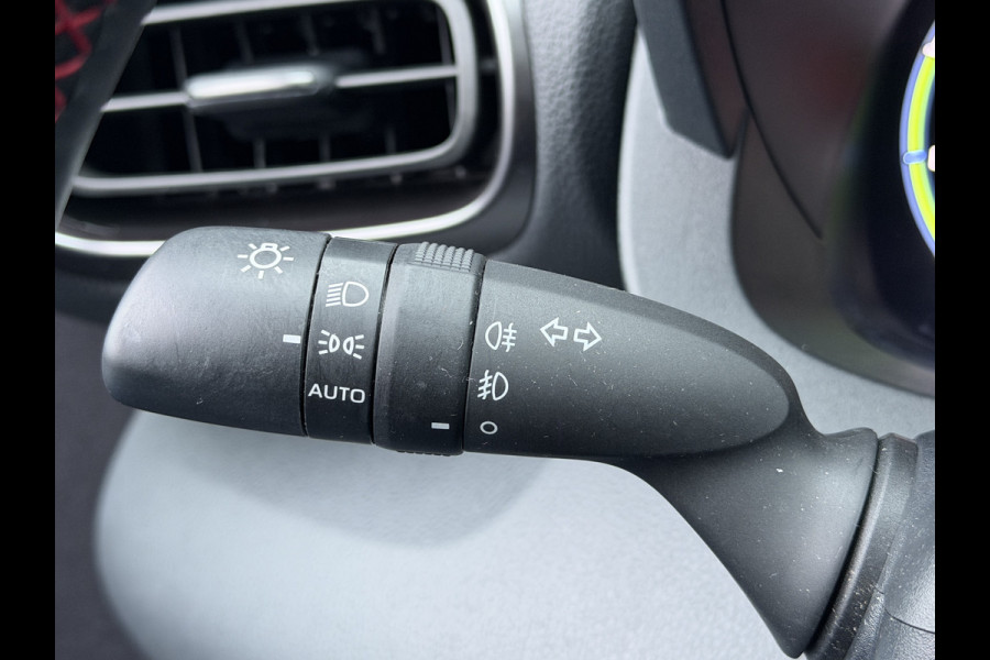 Toyota Yaris Cross 1.5 Hybrid GR Sport / Bi tone | Pano dak | JBL | Elektrische achterklep | Rijklaar!!!