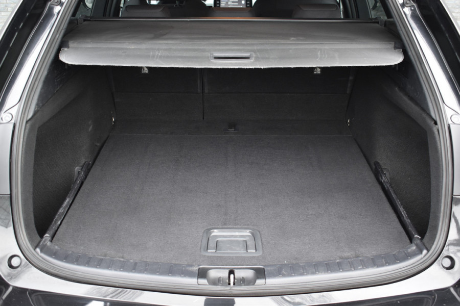 Toyota Corolla Touring Sports 1.2 Turbo Dynamic Automaat Trekhaak Btw auto 1e eigenaar