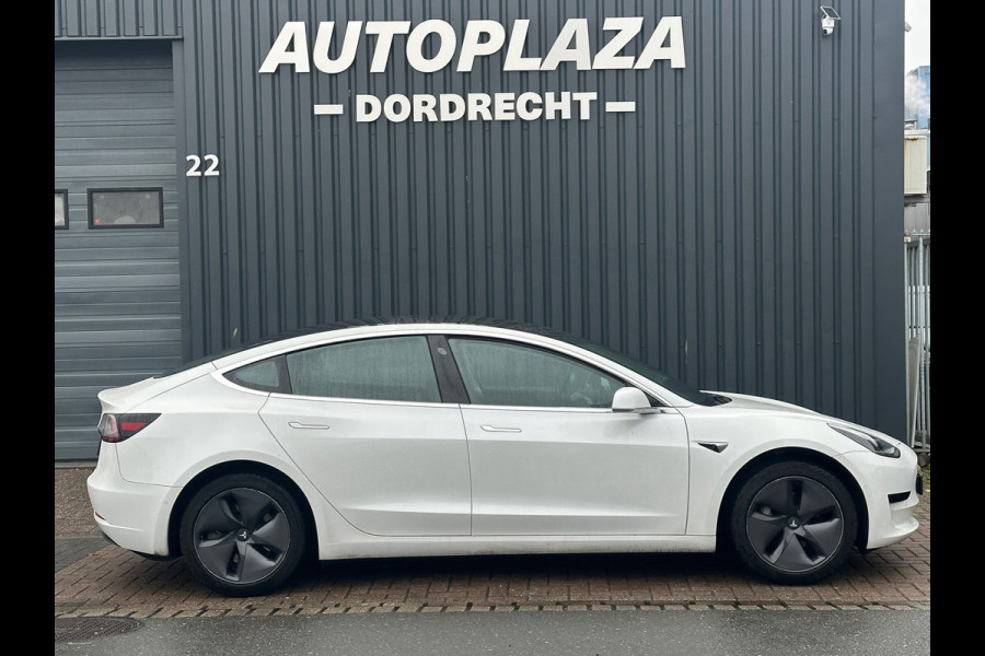 Tesla Model 3 Standard RWD Plus 60 kWh