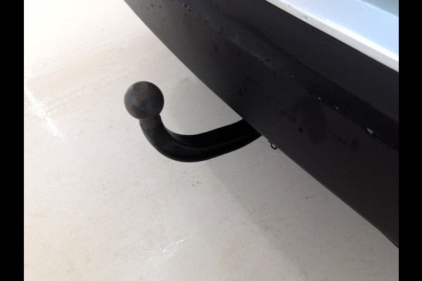 Peugeot 2008 1.2 PureTech Active AFNEEMBARE TREKHAAK/APPLE CARPLAY/CRUISE CONTROL