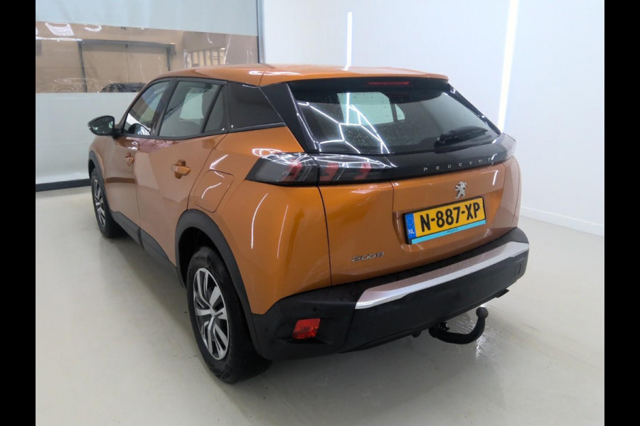 Peugeot 2008 1.2 PureTech Active AFNEEMBARE TREKHAAK/APPLE CARPLAY/CRUISE CONTROL
