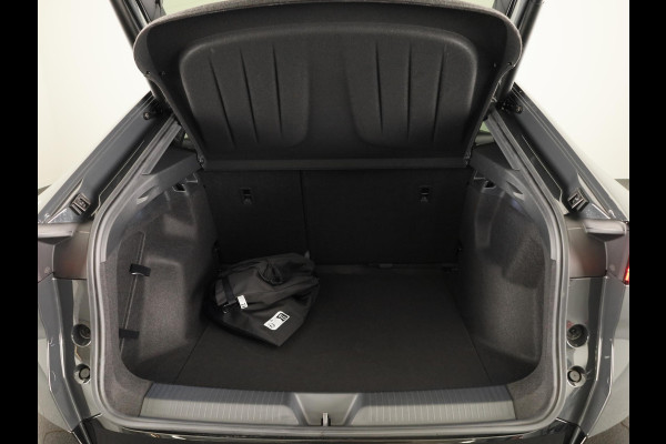 CUPRA Tavascan Business 82 kWh 282PK | Adaptieve Cruise Control | Warmtepomp | 21 Inch Velg | Navigatie | Elektrische Achterklep |